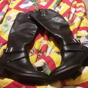 Women black knee boots Merona  size 8.5